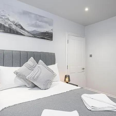 Goodge Apartments London Exterior photo